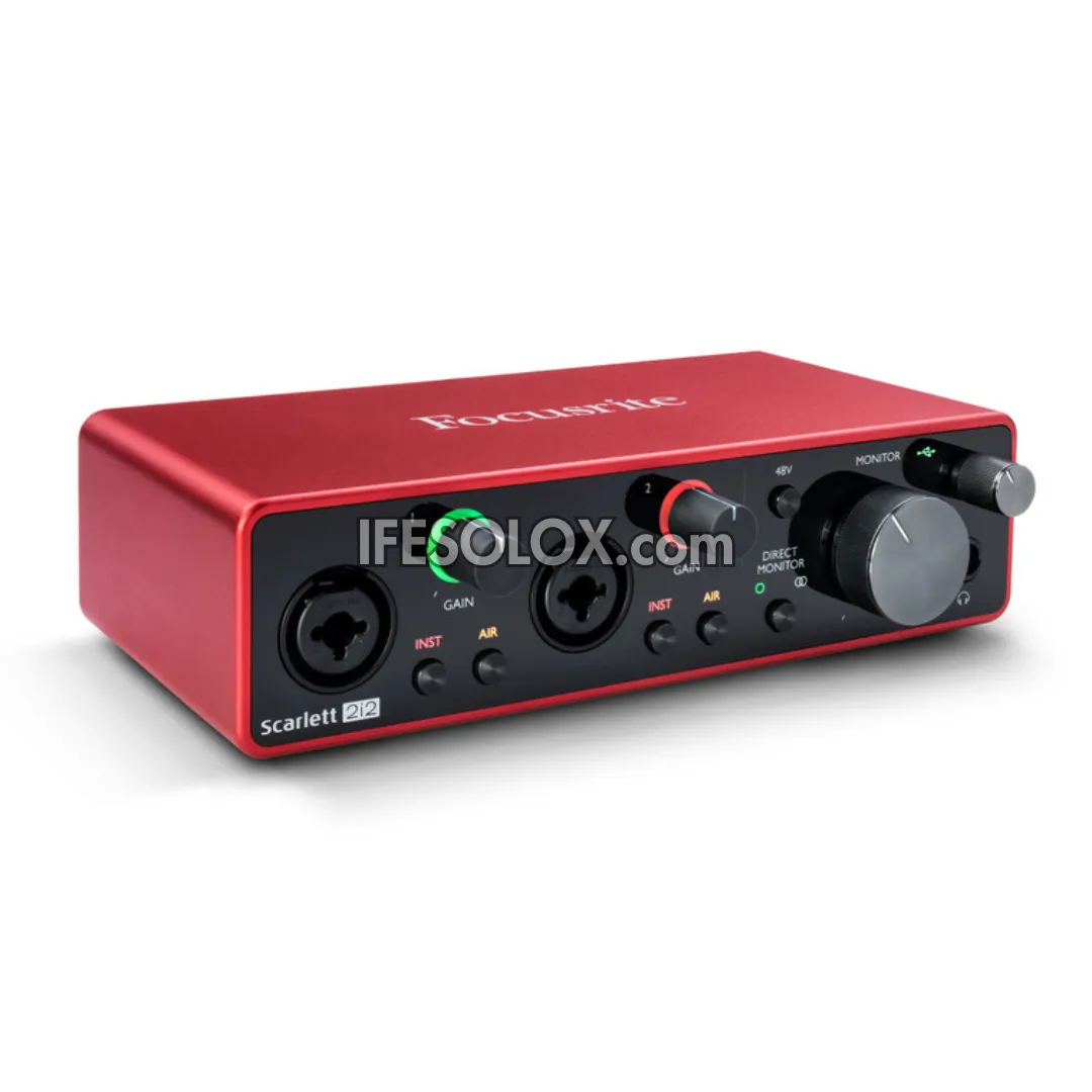 Focusrite Scarlett 2i2 3rd Gen Studio with USB Audio Interface, Headphone, Microphone & XLR Cable - Brand New